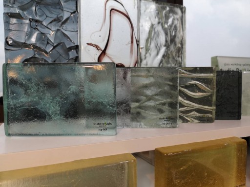 glass . workshop . gallery